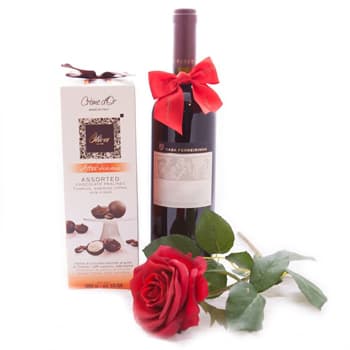 Romantic Red Wine and Sweets – view 2