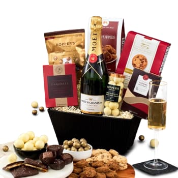The Peak of Celebration with Moet – view 2